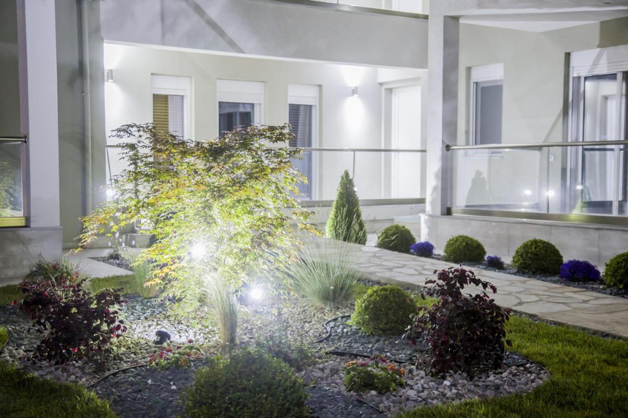 Armonia Resort Ofrinion Exterior photo