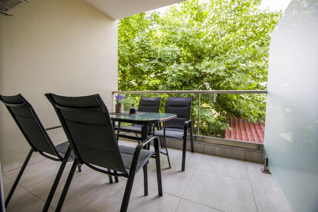 Armonia Resort Ofrinion Exterior photo